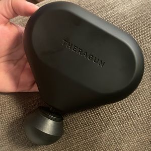 Theragun Mini in black